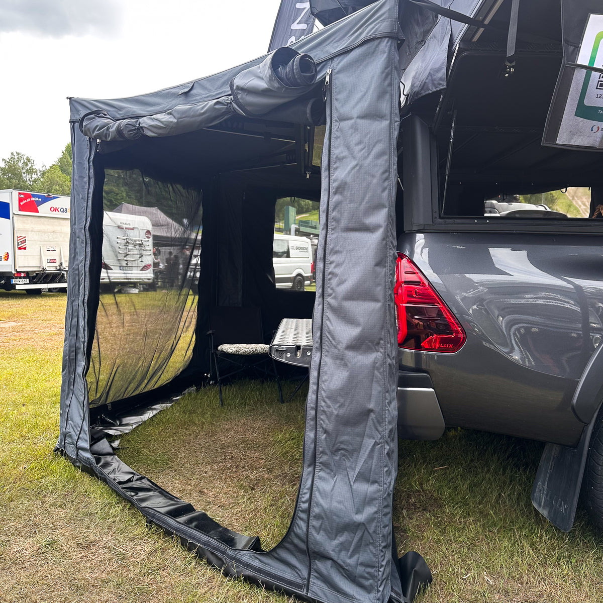 Väggar till markis Solfjädern 270